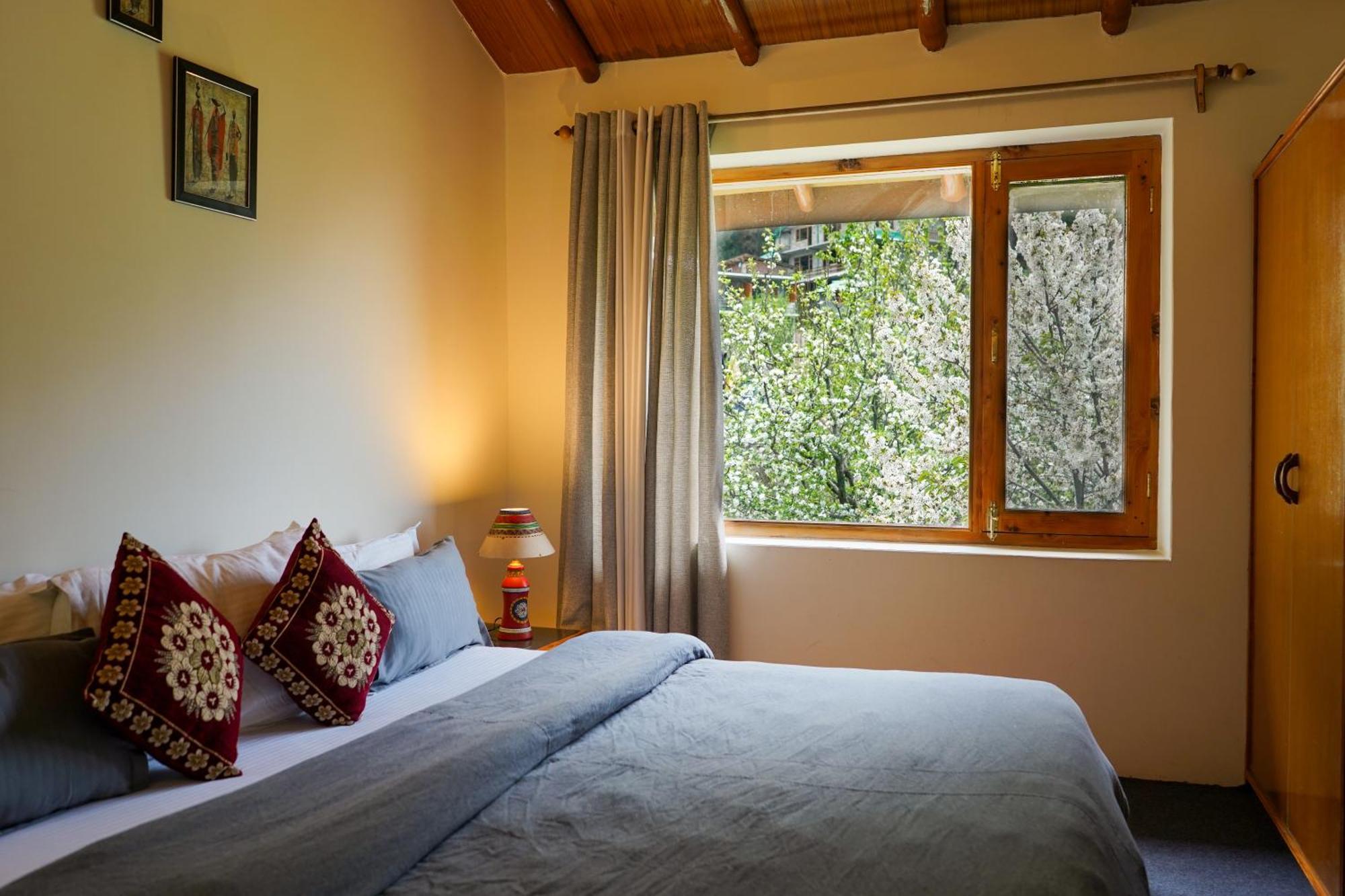 The Hideout - Hiraeth Hostel Manali  Exterior photo