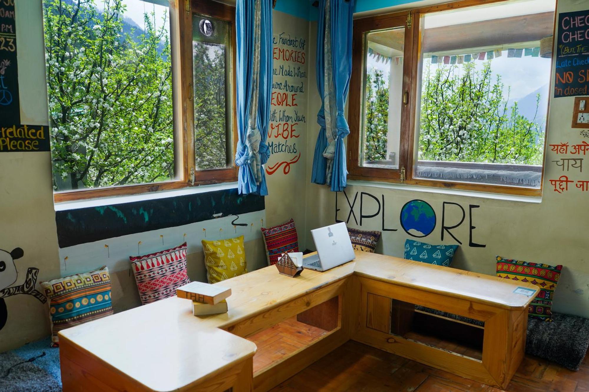 The Hideout - Hiraeth Hostel Manali  Exterior photo